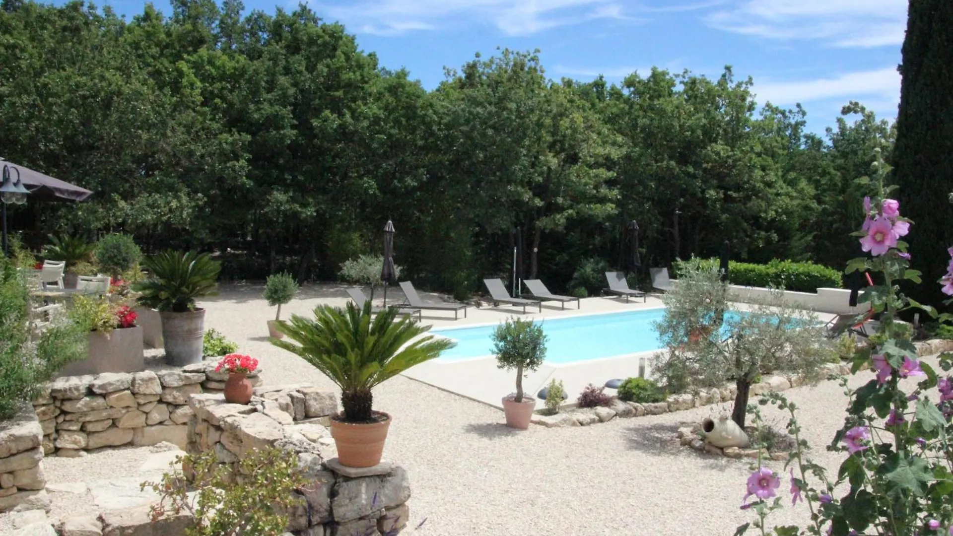 Gite Pebre D'Ai Avec Piscine Partagee Gordes 0*,  France