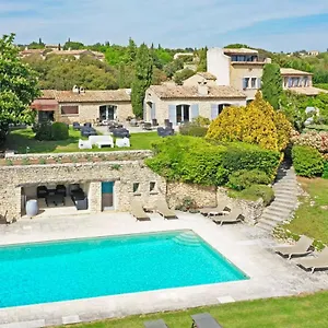 Bed and breakfast Domaine De L'enclos, Gordes
